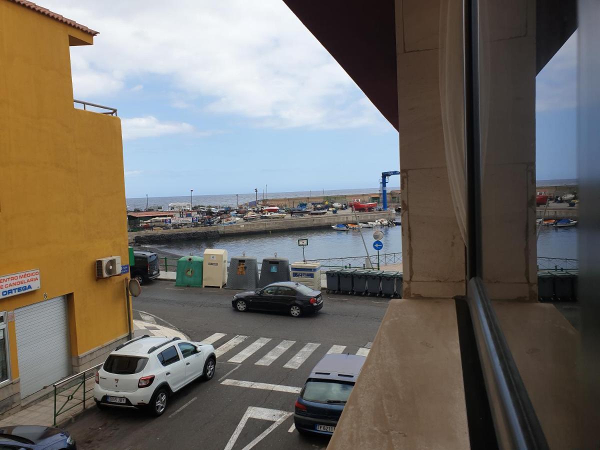 Apartamento frente al Puerto de Candelaria a 20 metros de la playa. Exterior foto